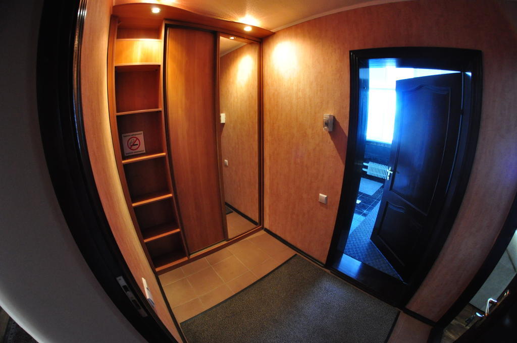 Tourist Hotel Kharkiv Chambre photo