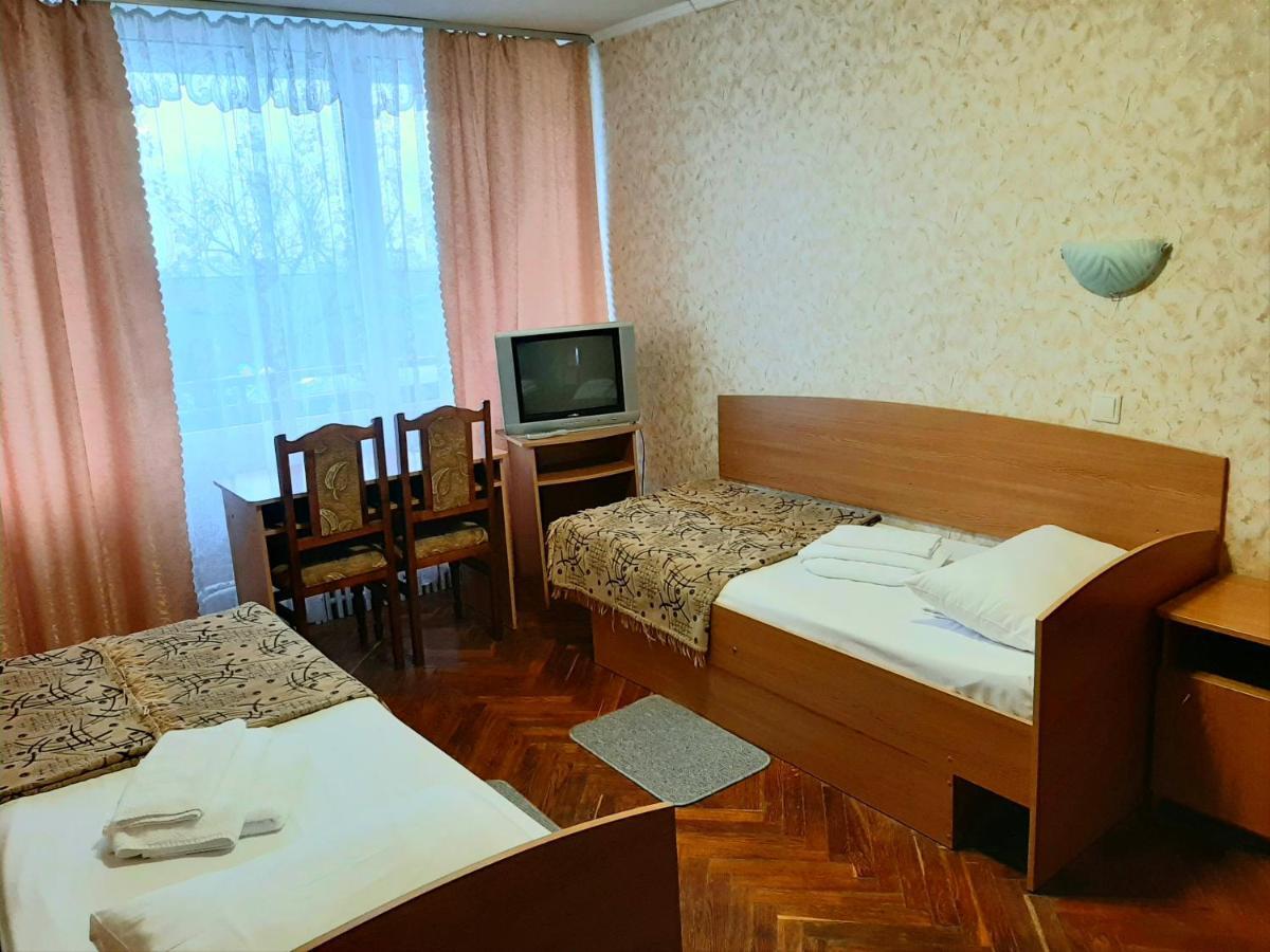 Tourist Hotel Kharkiv Extérieur photo