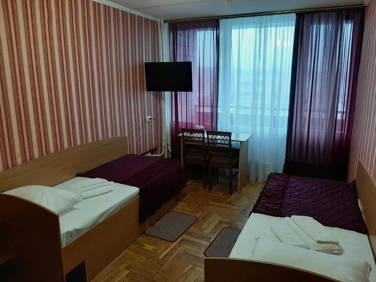 Tourist Hotel Kharkiv Extérieur photo